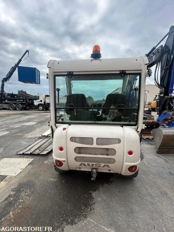 BALAYEUSE/RAMASSEUSE AUSA BD202HL 2015 212 HEURES - Barredora vial: foto 4 BALAYEUSE/RAMASSEUSE AUSA BD202HL 2015 212 HEURES - Barredora vial: foto 4