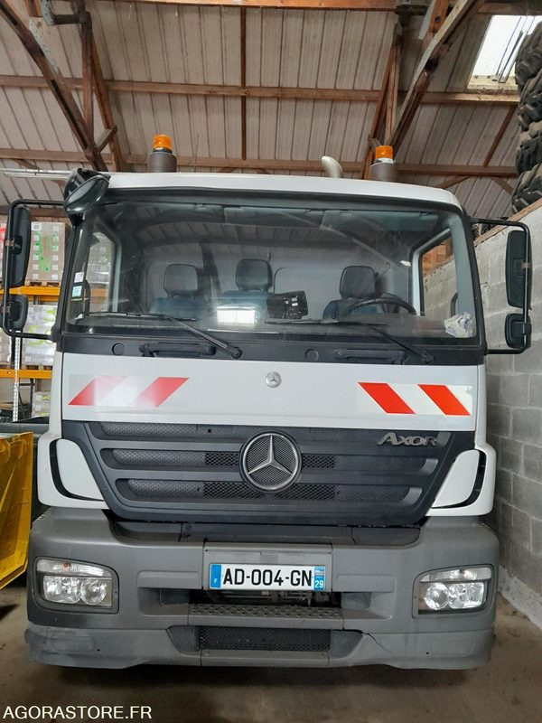 BOM MERCEDES AXOR 267385 kms 2009 - Camión de basura: foto 1 BOM MERCEDES AXOR 267385 kms 2009 - Camión de basura: foto 1