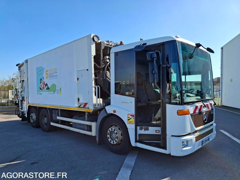 BOM Mercedes Econic 243135 kms 2013 - Camión de basura: foto 3 BOM Mercedes Econic 243135 kms 2013 - Camión de basura: foto 3