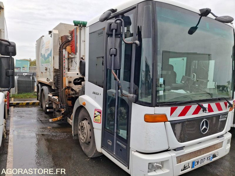 BOM Mercedes Econic 256043 kms 2013 - Camión de basura: foto 1 BOM Mercedes Econic 256043 kms 2013 - Camión de basura: foto 1