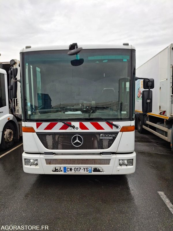 BOM Mercedes Econic 256043 kms 2013 - Camión de basura: foto 2 BOM Mercedes Econic 256043 kms 2013 - Camión de basura: foto 2