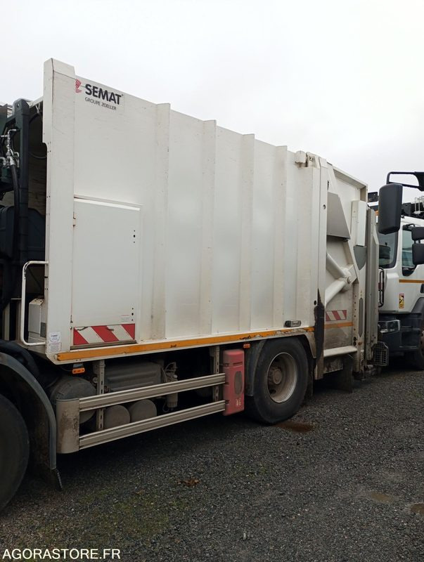 BOM RENAULT D WIDE - 2015 - 277641km - DW072WN - Camión de basura: foto 3 BOM RENAULT D WIDE - 2015 - 277641km - DW072WN - Camión de basura: foto 3