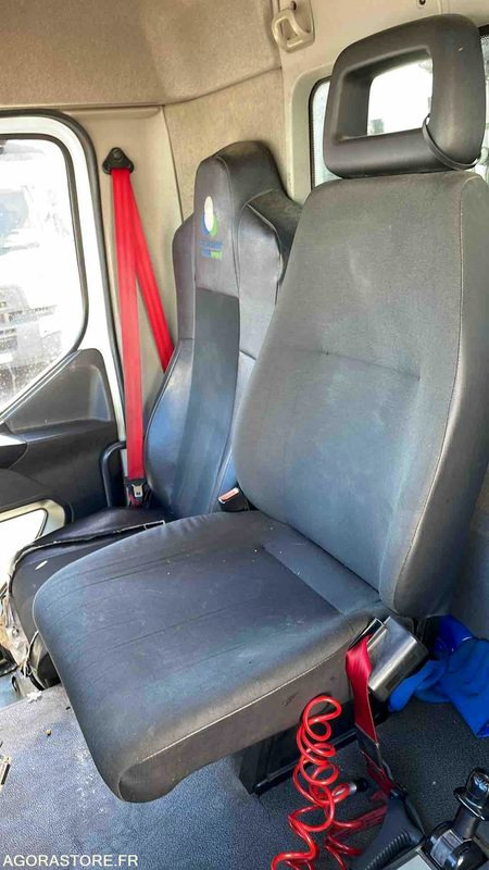 BOM - RENAULT D19 WIDE - 2017 - Camión de basura: foto 4 BOM - RENAULT D19 WIDE - 2017 - Camión de basura: foto 4