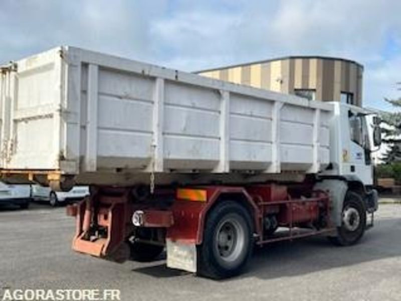 CAMION POLYBENNE IVECO - Camión volquete: foto 5 CAMION POLYBENNE IVECO - Camión volquete: foto 5