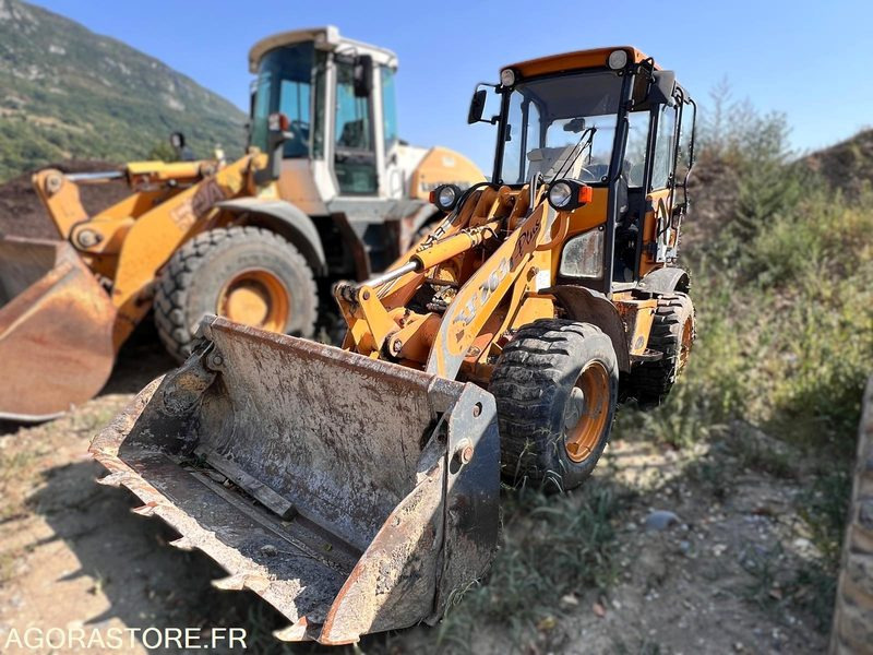 CHARGEUSE SUR PNEUS VENIERI 263B PLUS Année 2007 - 4860 heures - Cargadora: foto 2 CHARGEUSE SUR PNEUS VENIERI 263B PLUS Année 2007 - 4860 heures - Cargadora: foto 2