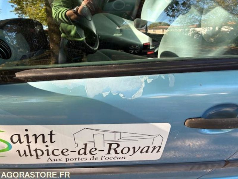 CITROEN C3 166000 kms 2004 - Coche: foto 5 CITROEN C3 166000 kms 2004 - Coche: foto 5