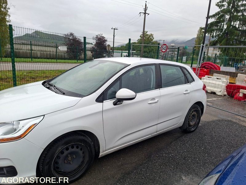CITROEN C4 Entreprise VU 5p Berline HD- 2014 - 216471 KM - P0403314 - Coche: foto 4 CITROEN C4 Entreprise VU 5p Berline HD- 2014 - 216471 KM - P0403314 - Coche: foto 4