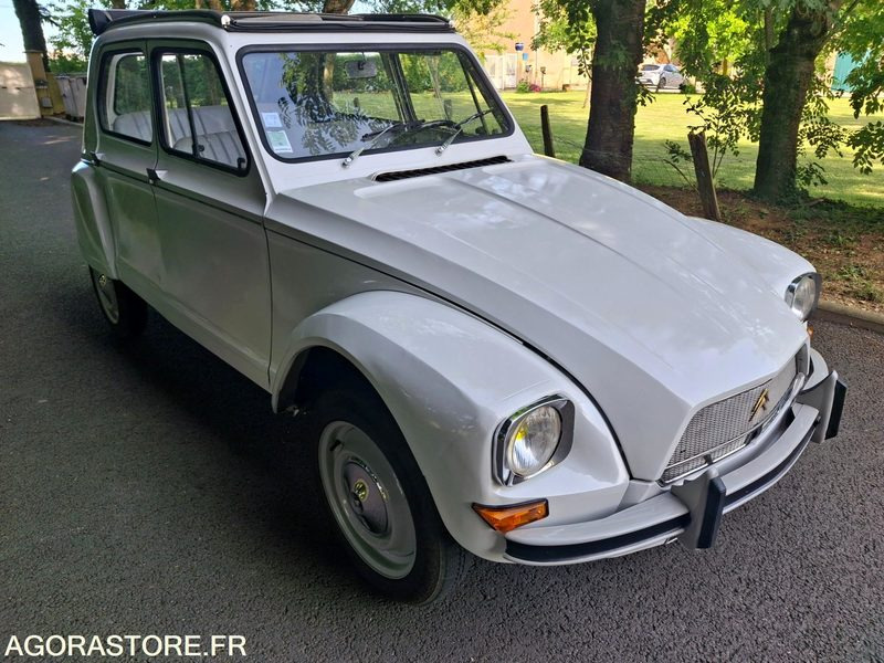 CITROEN-DYANE-1967 - Coche: foto 2 CITROEN-DYANE-1967 - Coche: foto 2