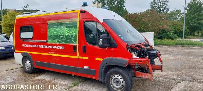 CITROEN JUMPER NON ROULANT - Ambulancia: foto 3 CITROEN JUMPER NON ROULANT - Ambulancia: foto 3