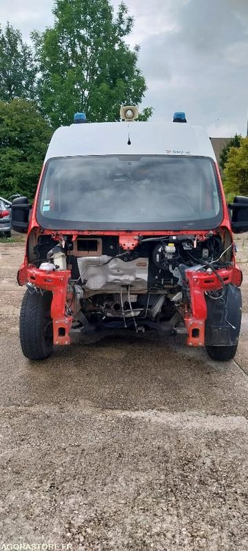 CITROEN JUMPER NON ROULANT - Ambulancia: foto 2 CITROEN JUMPER NON ROULANT - Ambulancia: foto 2