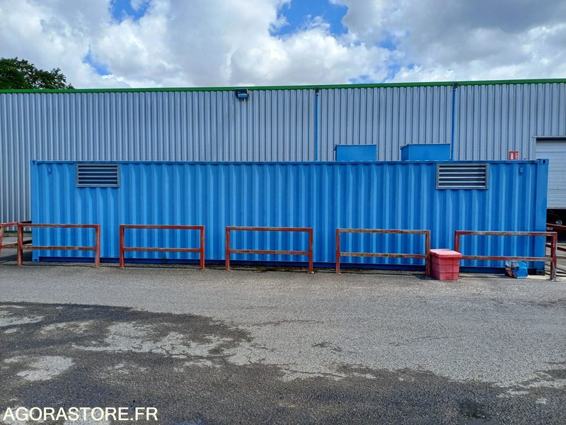 CONTAINER AVEC CUVE DE 40 000L & SYSTEME DE DISTRIBUTION CARBURANT - 2015 - Herramienta/ Equipo: foto 1 CONTAINER AVEC CUVE DE 40 000L & SYSTEME DE DISTRIBUTION CARBURANT - 2015 - Herramienta/ Equipo: foto 1