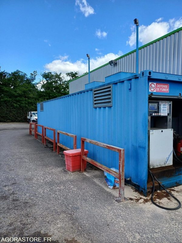 CONTAINER AVEC CUVE DE 40 000L & SYSTEME DE DISTRIBUTION CARBURANT - 2015 - Herramienta/ Equipo: foto 3 CONTAINER AVEC CUVE DE 40 000L & SYSTEME DE DISTRIBUTION CARBURANT - 2015 - Herramienta/ Equipo: foto 3