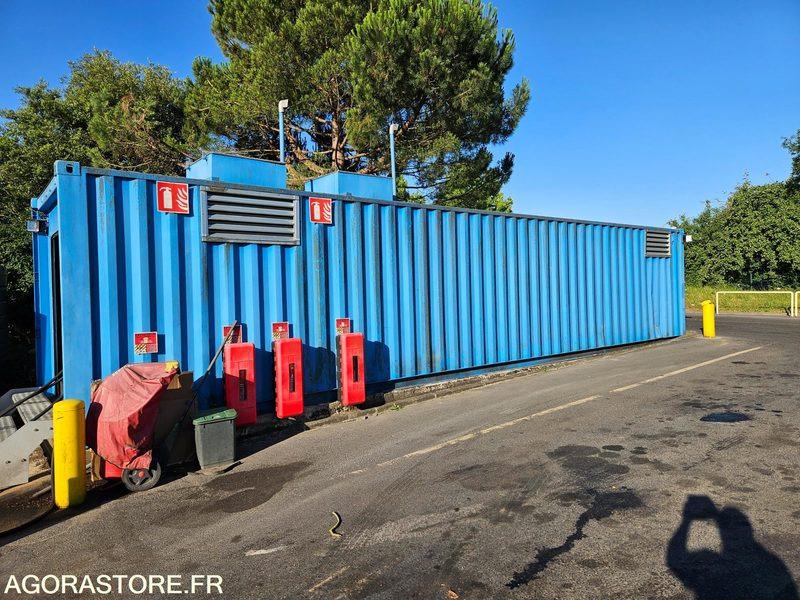CONTAINER AVEC CUVE DE 40 000L & SYSTEME DE DISTRIBUTION CARBURANT - 2016/2017 - Herramienta/ Equipo: foto 1 CONTAINER AVEC CUVE DE 40 000L & SYSTEME DE DISTRIBUTION CARBURANT - 2016/2017 - Herramienta/ Equipo: foto 1