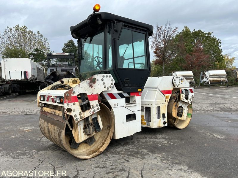 CYLINDRE TANDEM DYNAPAC CC224 HF - 2013 / 7133H (M79670) - Rodillo: foto 1 CYLINDRE TANDEM DYNAPAC CC224 HF - 2013 / 7133H (M79670) - Rodillo: foto 1