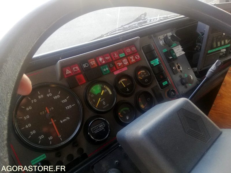FPT RENAULT G 230 (POUR PIECES) - Cabeza tractora: foto 4 FPT RENAULT G 230 (POUR PIECES) - Cabeza tractora: foto 4