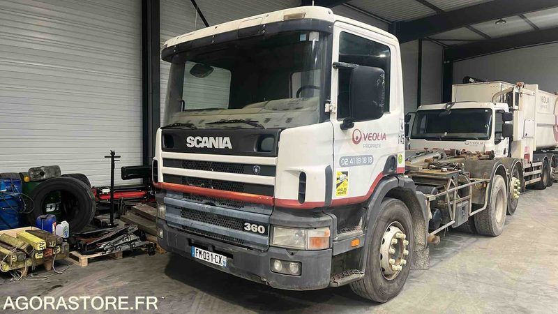 SCANIA B262X39SB - 1999 - 966041 KM - FM-031-CX - Cabeza tractora: foto 1 SCANIA B262X39SB - 1999 - 966041 KM - FM-031-CX - Cabeza tractora: foto 1