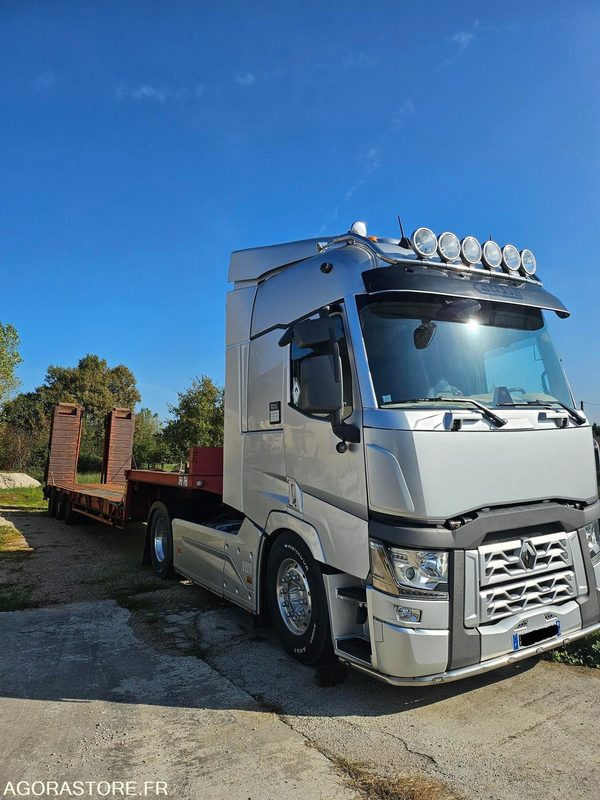 TRACTEUR RENAULT - Cabeza tractora: foto 2 TRACTEUR RENAULT - Cabeza tractora: foto 2