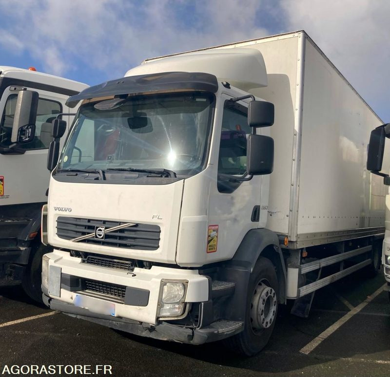VOLVO FL 290 - 2013 - 568 476km - Cabeza tractora: foto 1 VOLVO FL 290 - 2013 - 568 476km - Cabeza tractora: foto 1