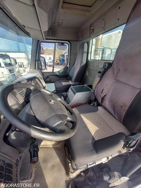 Camión 8*4 BIBENNE GRUE - RENAULT PREMIUM LANDER 430.32 - 431649 KMS: foto 9 Camión 8*4 BIBENNE GRUE - RENAULT PREMIUM LANDER 430.32 - 431649 KMS: foto 9