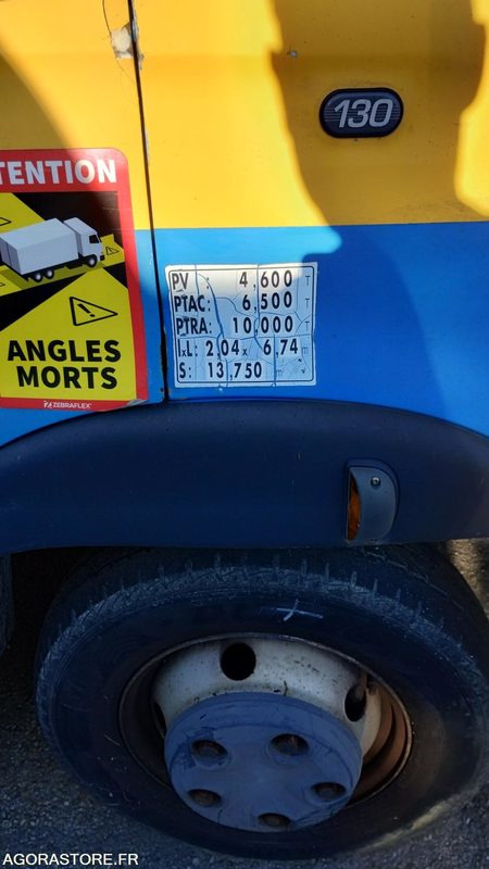 Camión Camion 3.5t Hydrocureur Renault Mascott – équipement Huwer: foto 8 Camión Camion 3.5t Hydrocureur Renault Mascott – équipement Huwer: foto 8