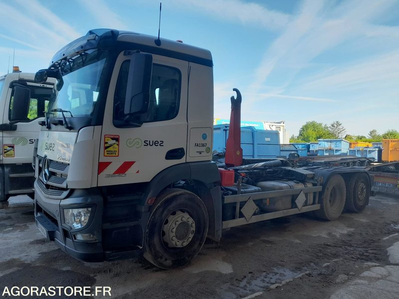 MERCEDES 26T/BRAS - DV730CL - 2015 / 382 086 KM - Camión: foto 2 MERCEDES 26T/BRAS - DV730CL - 2015 / 382 086 KM - Camión: foto 2