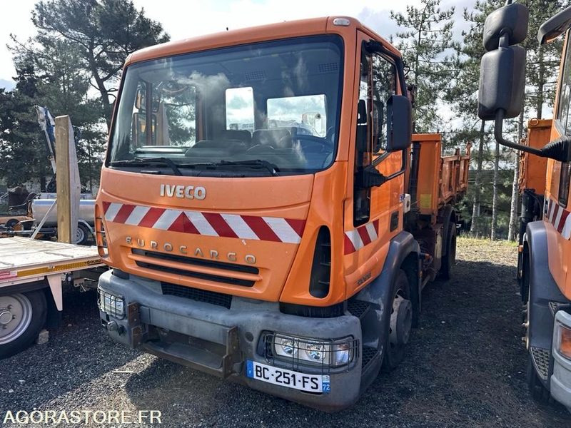 Porteur Tribenne grue Iveco Eurocargo - BC251FS - Camión: foto 2 Porteur Tribenne grue Iveco Eurocargo - BC251FS - Camión: foto 2