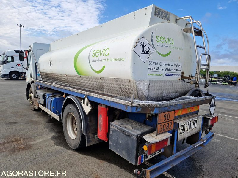 RENAULT PREMIUM 19t CITERNE ADR - 2005 - 429 709 KM - BN500SK - Camión: foto 4 RENAULT PREMIUM 19t CITERNE ADR - 2005 - 429 709 KM - BN500SK - Camión: foto 4