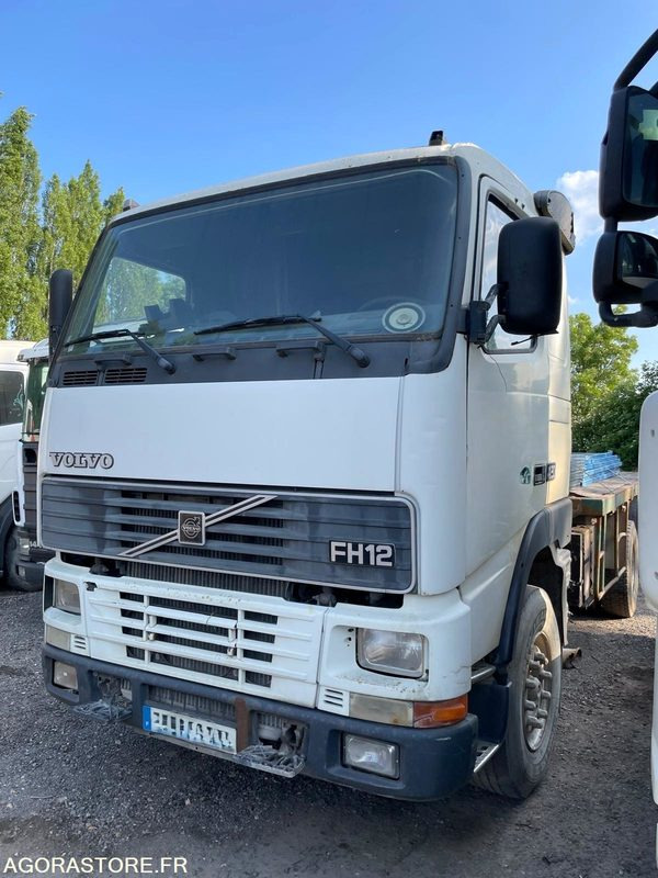 VOLVO FH12 - 1997 - 124 162 KMS - Camión: foto 2 VOLVO FH12 - 1997 - 124 162 KMS - Camión: foto 2