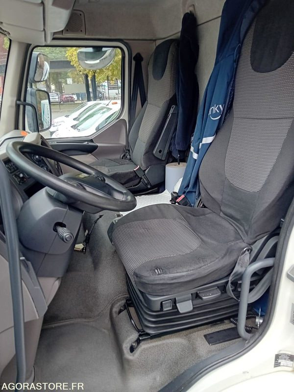 Camion citerne DAF LF310 - 2015 - 158 000km - SUV/ Todoterreno: foto 5 Camion citerne DAF LF310 - 2015 - 158 000km - SUV/ Todoterreno: foto 5