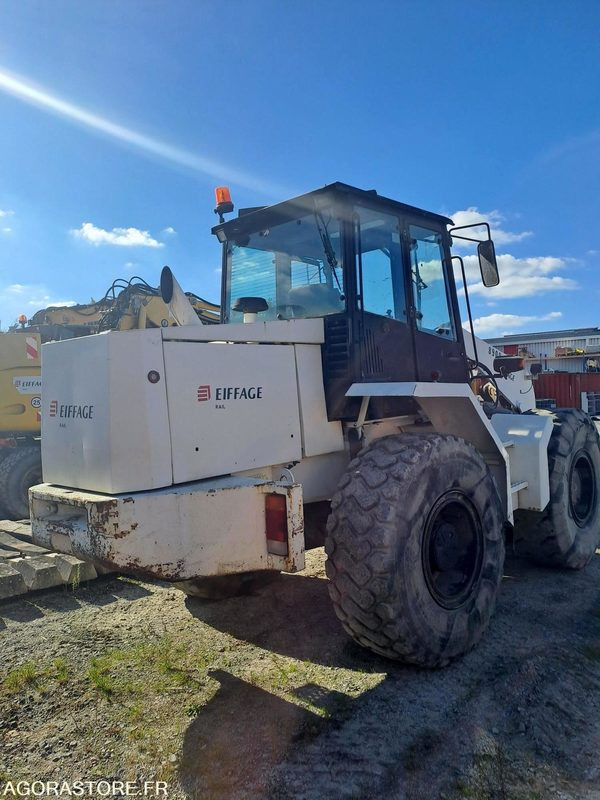 Chargeuse AHLMANN AS200 - 1999 / 6926 HEURES (MMF818/MD351) - Bulldozer: foto 2 Chargeuse AHLMANN AS200 - 1999 / 6926 HEURES (MMF818/MD351) - Bulldozer: foto 2