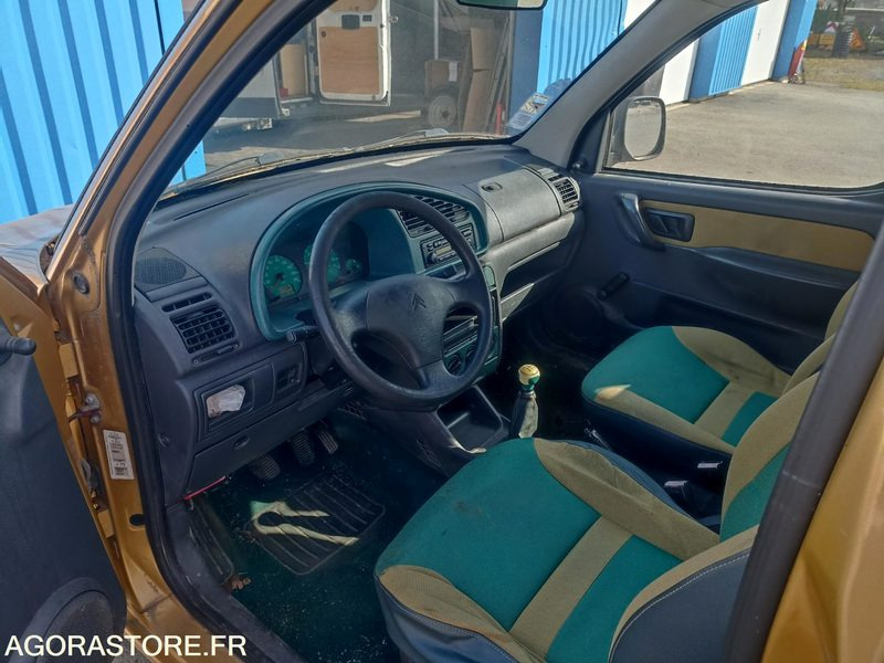 Citroën Berlingo 2L Hdi - 268784kms - 2002 - Coche: foto 3 Citroën Berlingo 2L Hdi - 268784kms - 2002 - Coche: foto 3
