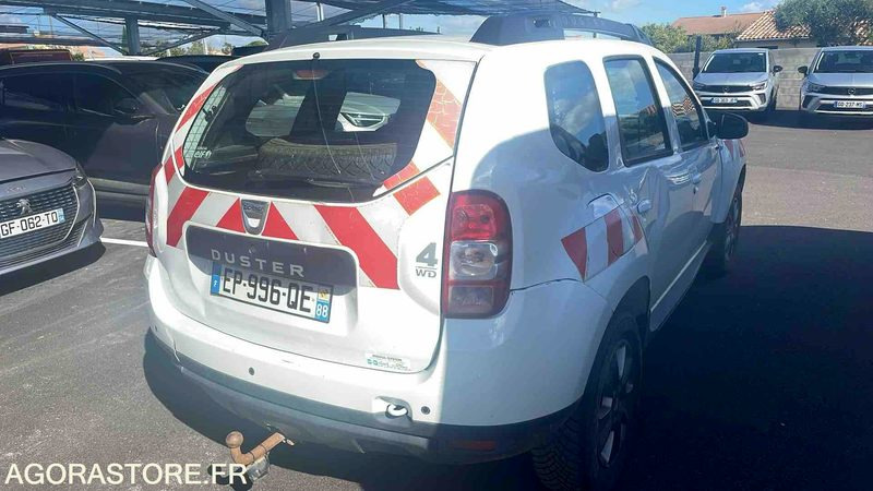 DACIA DUSTER - 2017 - 165790KM - EP996QE - SUV/ Todoterreno: foto 4 DACIA DUSTER - 2017 - 165790KM - EP996QE - SUV/ Todoterreno: foto 4