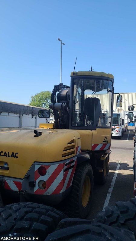 EAU 152 - Pelle hydraulique MECALAC 10 MSX - 2003 - Excavadora: foto 1 EAU 152 - Pelle hydraulique MECALAC 10 MSX - 2003 - Excavadora: foto 1