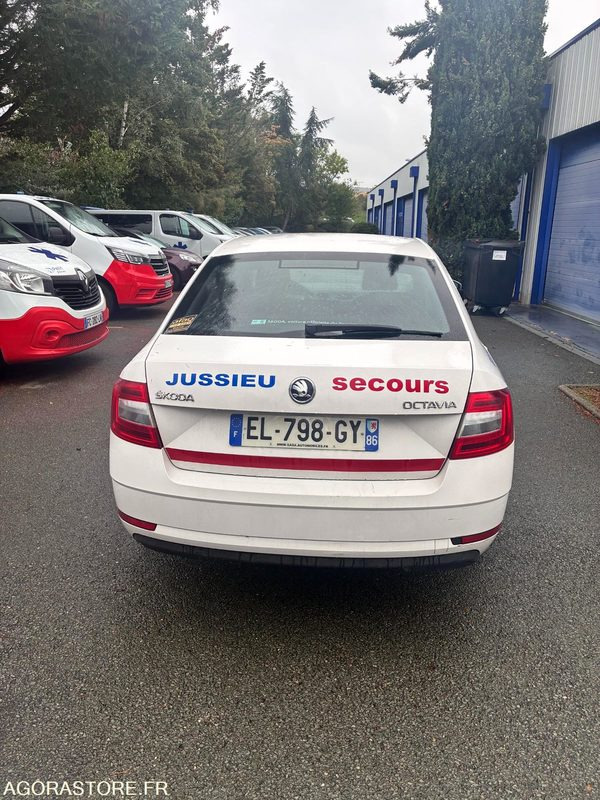 EL-798-GY - Roulant - SKODA OCTAVIA - VP - 366 000 Kms - Coche: foto 4 EL-798-GY - Roulant - SKODA OCTAVIA - VP - 366 000 Kms - Coche: foto 4