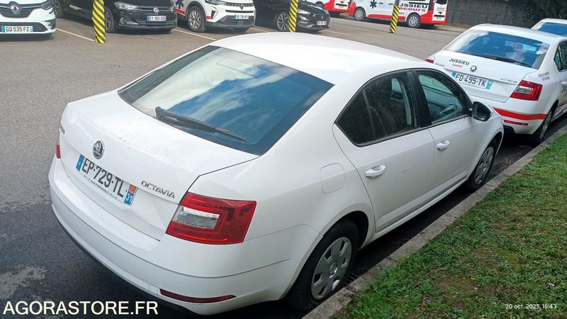 EP-729-TL - Non Roulant - SKODA OCTAVIA - VP -  349 390 Kms - Coche: foto 4 EP-729-TL - Non Roulant - SKODA OCTAVIA - VP -  349 390 Kms - Coche: foto 4