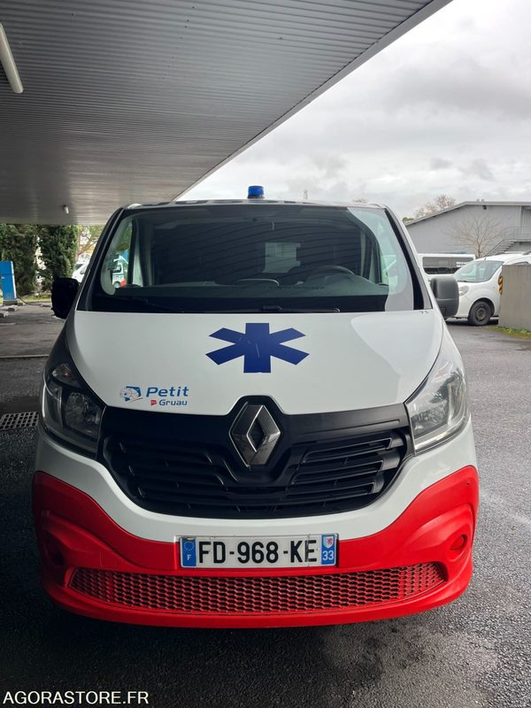 FD-968-KE - Non Roulant - RENAULT TRAFIC - VASP - 305 100 Kms - Ambulancia: foto 3 FD-968-KE - Non Roulant - RENAULT TRAFIC - VASP - 305 100 Kms - Ambulancia: foto 3