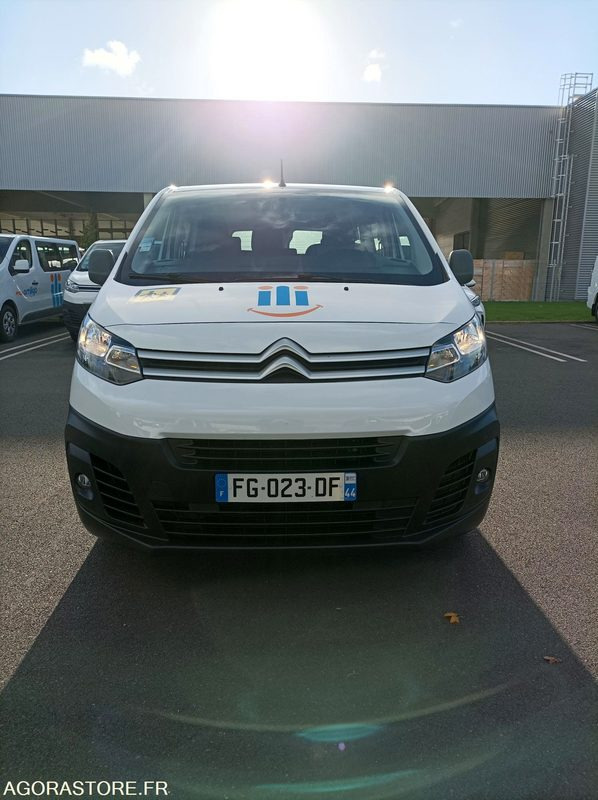 FG-023-DF - Roulant - CITROEN JUMPY SPACE TOURER - VP - 178 975 Kms - Minibús, Furgoneta de pasajeros: foto 3 FG-023-DF - Roulant - CITROEN JUMPY SPACE TOURER - VP - 178 975 Kms - Minibús, Furgoneta de pasajeros: foto 3