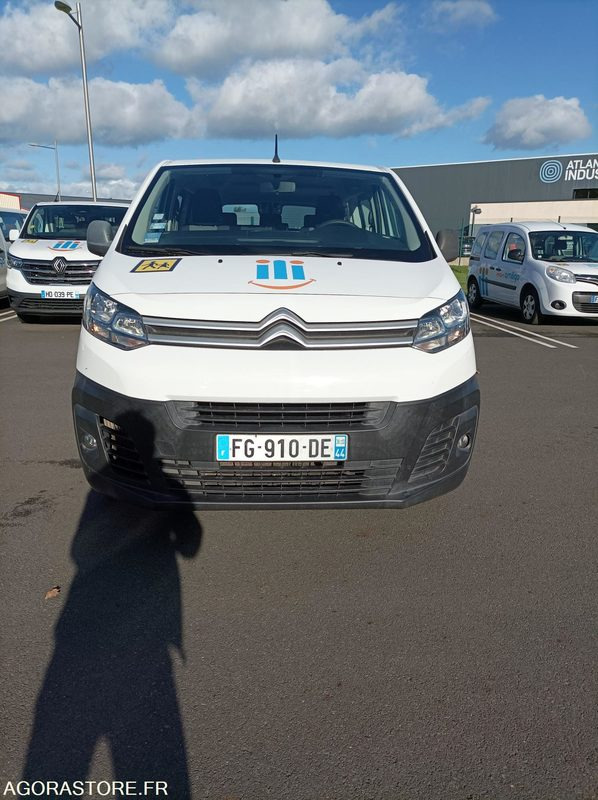 FG-910-DE - Roulant - CITROEN JUMPY SPACE TOURER - VP - 199 032 Kms - Minibús, Furgoneta de pasajeros: foto 3 FG-910-DE - Roulant - CITROEN JUMPY SPACE TOURER - VP - 199 032 Kms - Minibús, Furgoneta de pasajeros: foto 3
