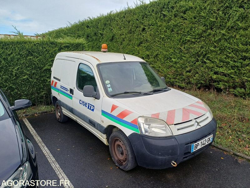 FOURGONNETTE - CITROEN - BERLINGO - 2011 / 292700 KM - BP142GK - Furgoneta pequeña: foto 5 FOURGONNETTE - CITROEN - BERLINGO - 2011 / 292700 KM - BP142GK - Furgoneta pequeña: foto 5
