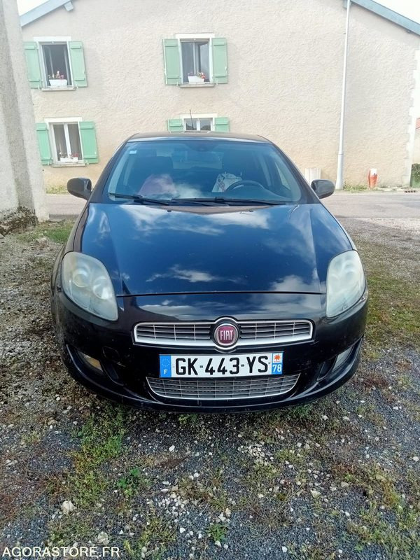 Fiat bravo 1 er mise en circulation 2010 - Coche: foto 1 Fiat bravo 1 er mise en circulation 2010 - Coche: foto 1