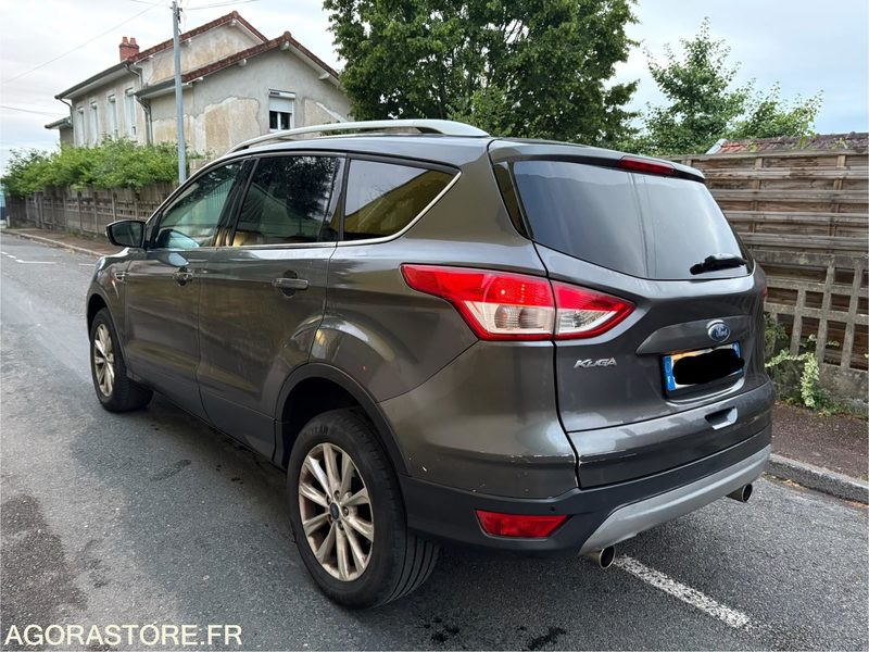 Ford Kuga 2.0l Tdci Powershift 4x4 - 2016 - 270 000km - Coche: foto 1 Ford Kuga 2.0l Tdci Powershift 4x4 - 2016 - 270 000km - Coche: foto 1