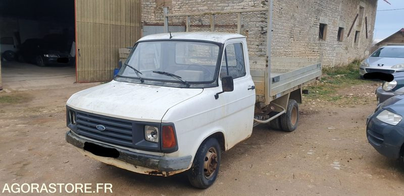 Ford mk2 Benne hydraulique en alu - Volquete furgoneta: foto 1 Ford mk2 Benne hydraulique en alu - Volquete furgoneta: foto 1