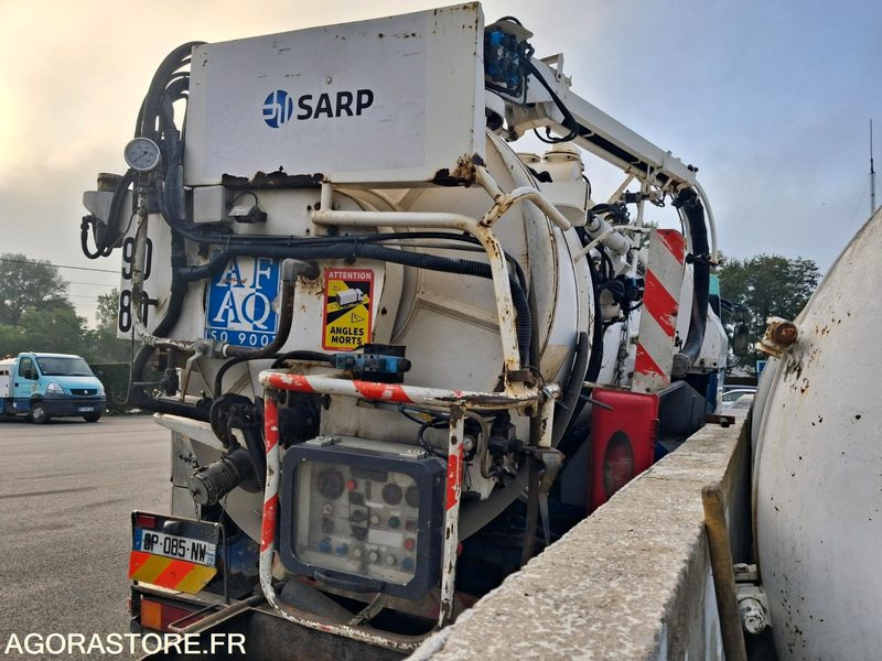 Hydrocureur Huwer/Renault 19T CP085NW (VENTE UNIQUEMENT EXPORT) - Limpieza de alcantarillado: foto 4 Hydrocureur Huwer/Renault 19T CP085NW (VENTE UNIQUEMENT EXPORT) - Limpieza de alcantarillado: foto 4