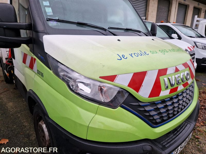 IVECO 35S14N BENNE BASCULANTE + GRUE - 2021 / 45910 KM (GA548QX) - Volquete furgoneta: foto 3 IVECO 35S14N BENNE BASCULANTE + GRUE - 2021 / 45910 KM (GA548QX) - Volquete furgoneta: foto 3