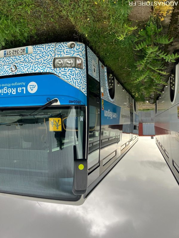 IVECO CROSSWAY 12.80m N°093340 - Minibús, Furgoneta de pasajeros: foto 2 IVECO CROSSWAY 12.80m N°093340 - Minibús, Furgoneta de pasajeros: foto 2