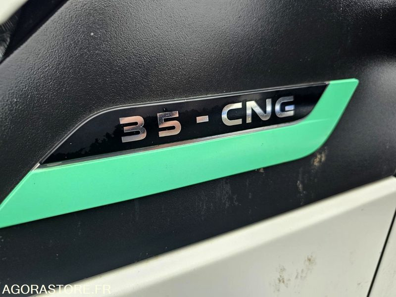 Furgón Iveco daily 35S14 - 2022 - 8815 Kms: foto 17 Furgón Iveco daily 35S14 - 2022 - 8815 Kms: foto 17