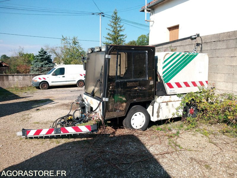 Laveuse de voirie Boshung - Barredora vial: foto 2 Laveuse de voirie Boshung - Barredora vial: foto 2
