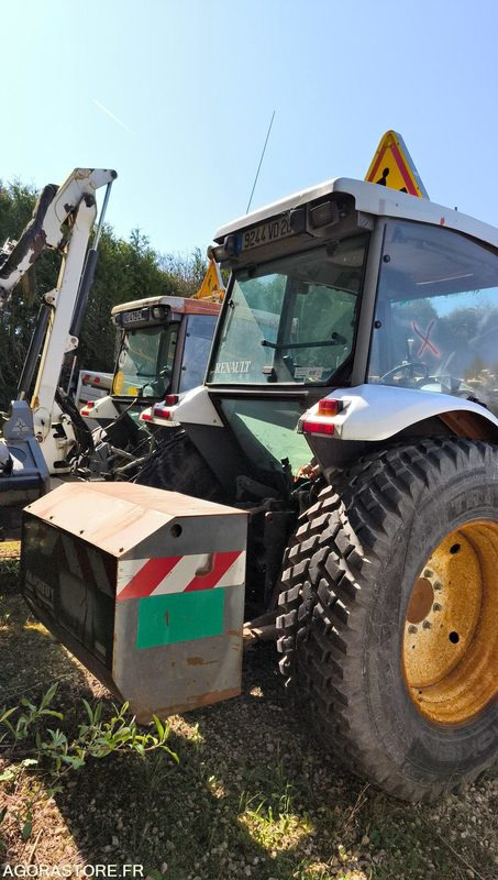 Lot Renault - Tracteur ergos 110-CF 056 - 2001 - 11404 et CHARGEUR FAUCHEUX TRF0 - Tractor: foto 5 Lot Renault - Tracteur ergos 110-CF 056 - 2001 - 11404 et CHARGEUR FAUCHEUX TRF0 - Tractor: foto 5