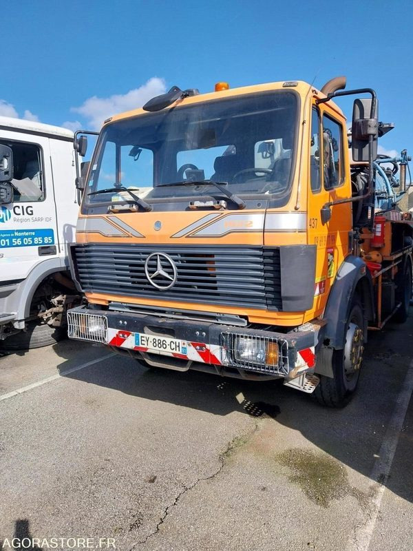 MERCEDES 1922 HUWER 1993 (922674Km) NON ROULANT EXPORT UNIQUEMENT - Limpieza de alcantarillado: foto 2 MERCEDES 1922 HUWER 1993 (922674Km) NON ROULANT EXPORT UNIQUEMENT - Limpieza de alcantarillado: foto 2