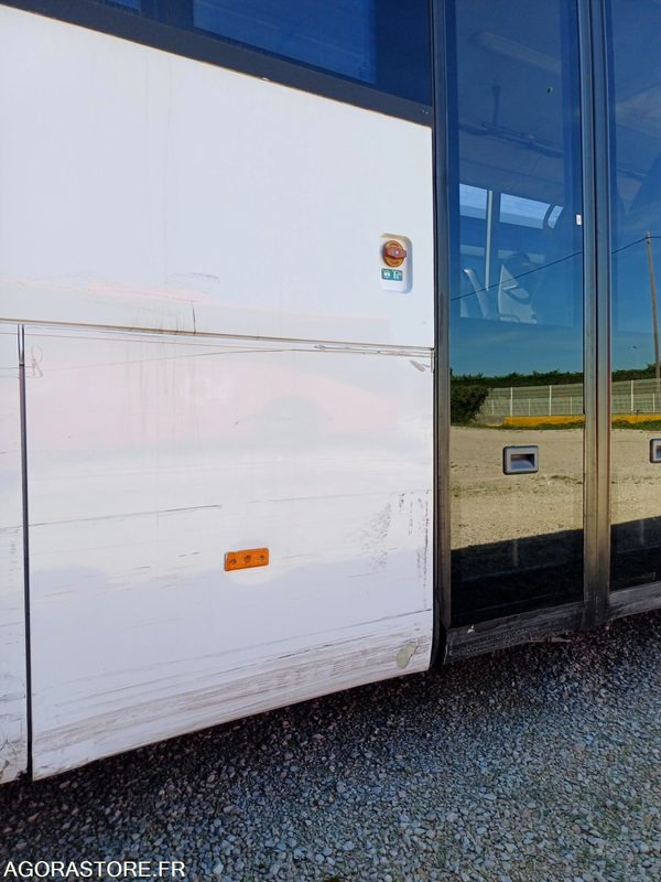 MERCEDES BENZ INTOURO 21889 (6110) MEC 30/12/2009 292975 KM AJ-755-CX - Autobús escolar: foto 4 MERCEDES BENZ INTOURO 21889 (6110) MEC 30/12/2009 292975 KM AJ-755-CX - Autobús escolar: foto 4